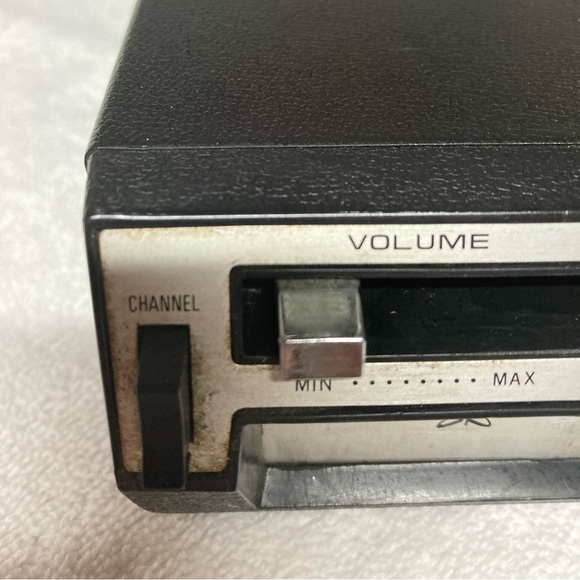 A 8 Track player for a automobile 7 & a half “ long 6” wide - Picture 2 of 14